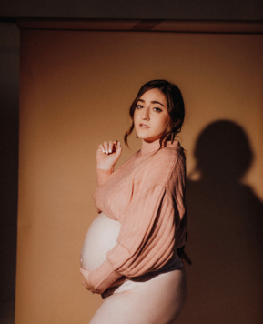 Maternity Photo Shoot Outfit Ideas